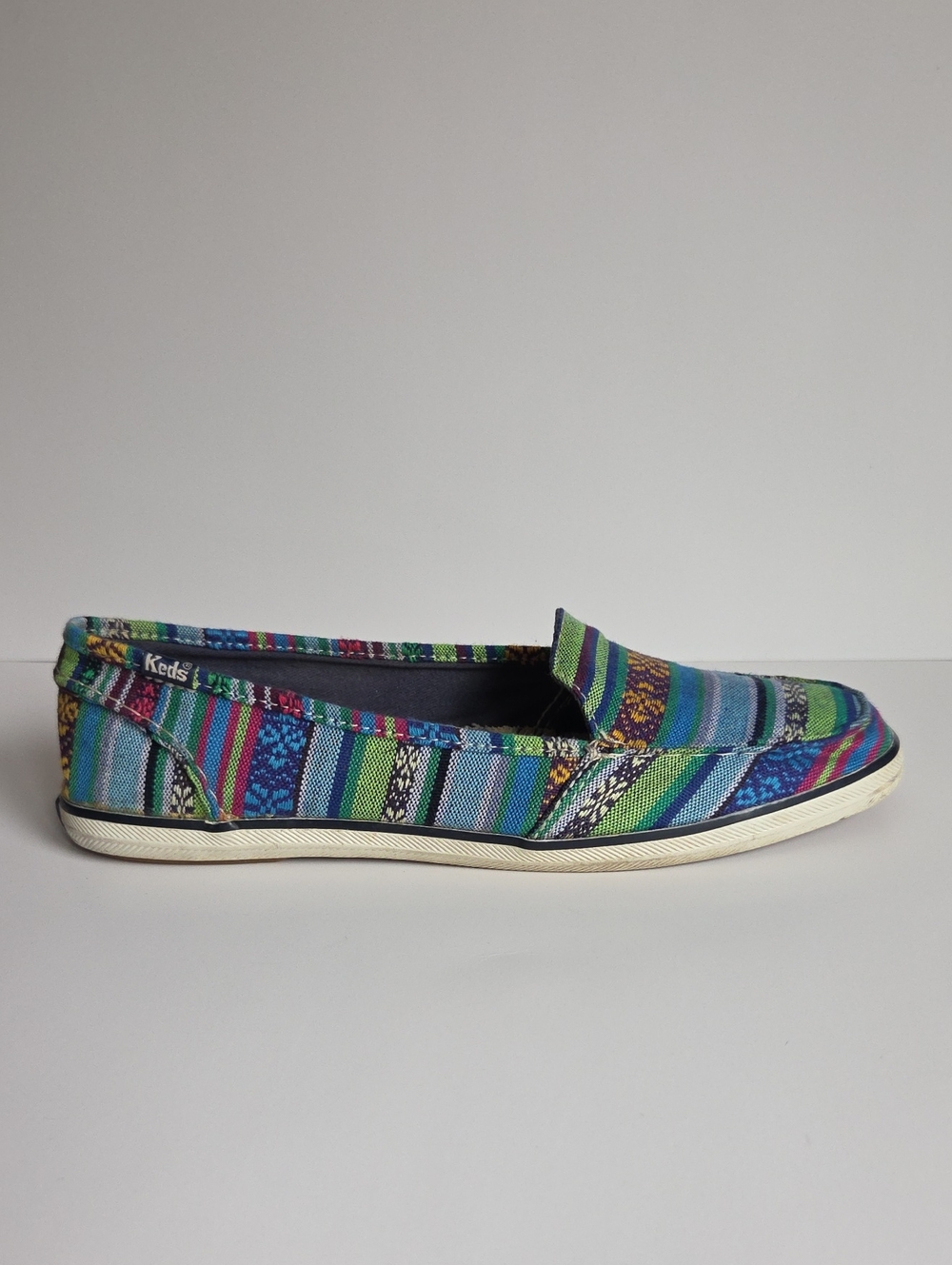 Keds Colorful Striped Slip-On Flats Cushioned Arch Comfort Women’s [6.5]